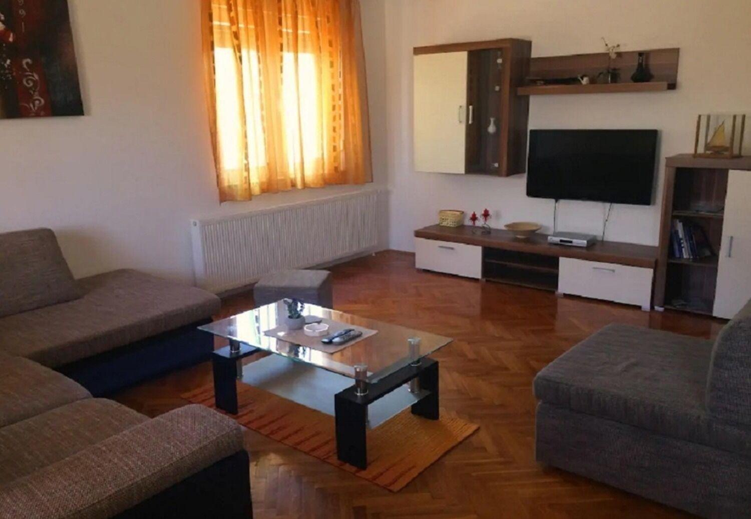 Apartments And Rooms Ognjen - Family Apartments With Free Parking Betina  Esterno foto